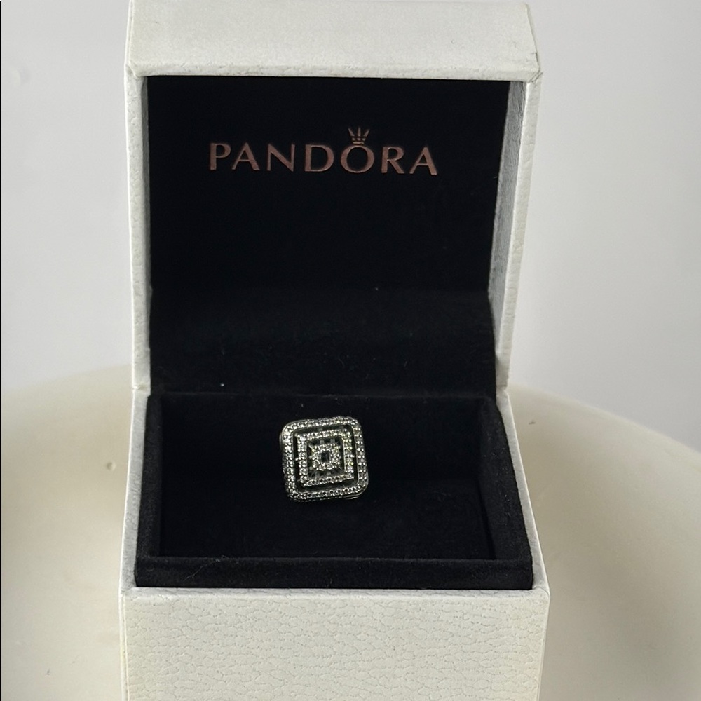 Pandora 925 Silver Geometric charm